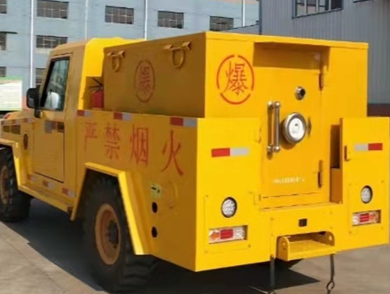 太仓凯龙爆破器材运输车：保障爆破任务的安全运行